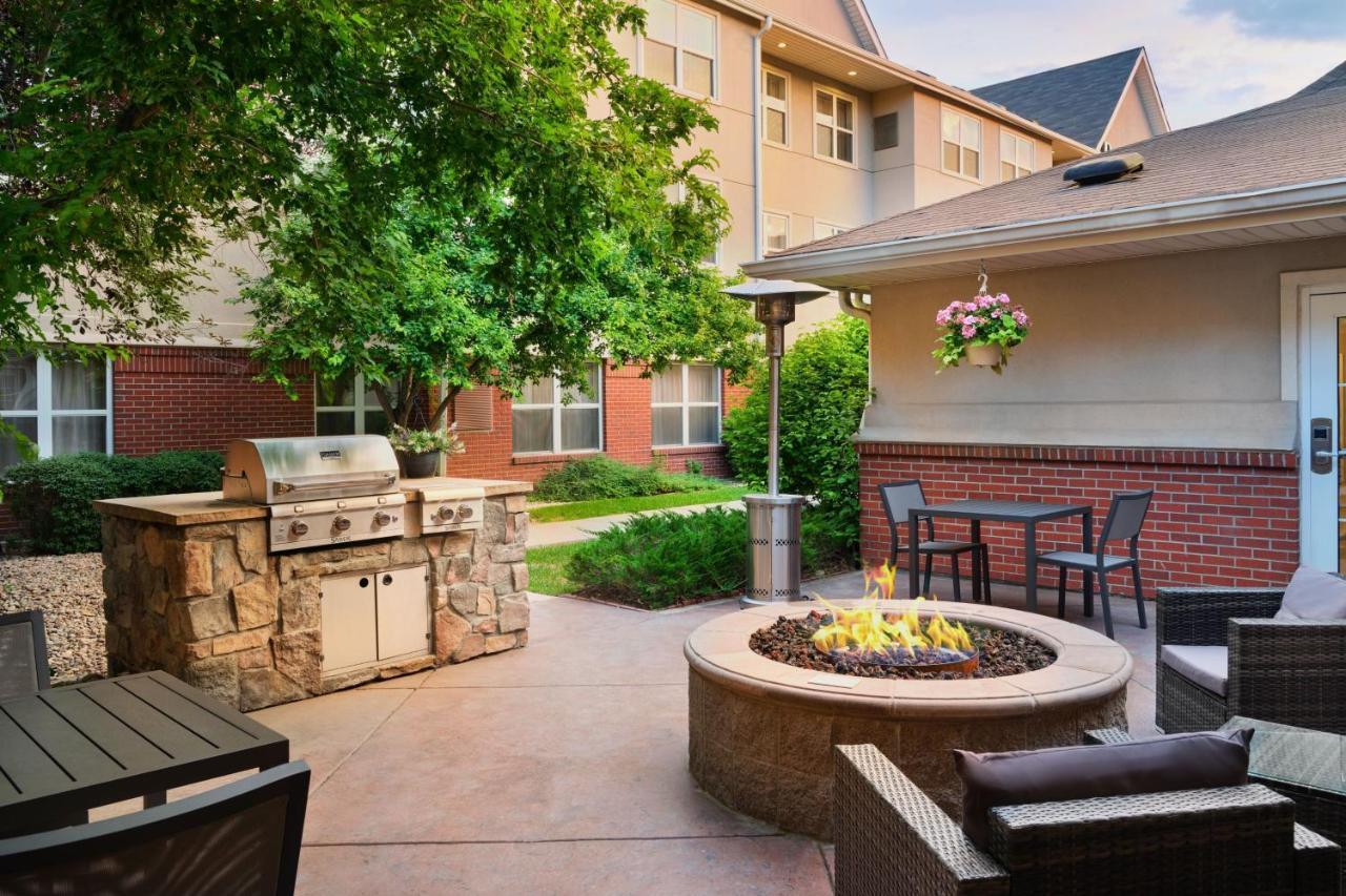Boulder 3* Longmont