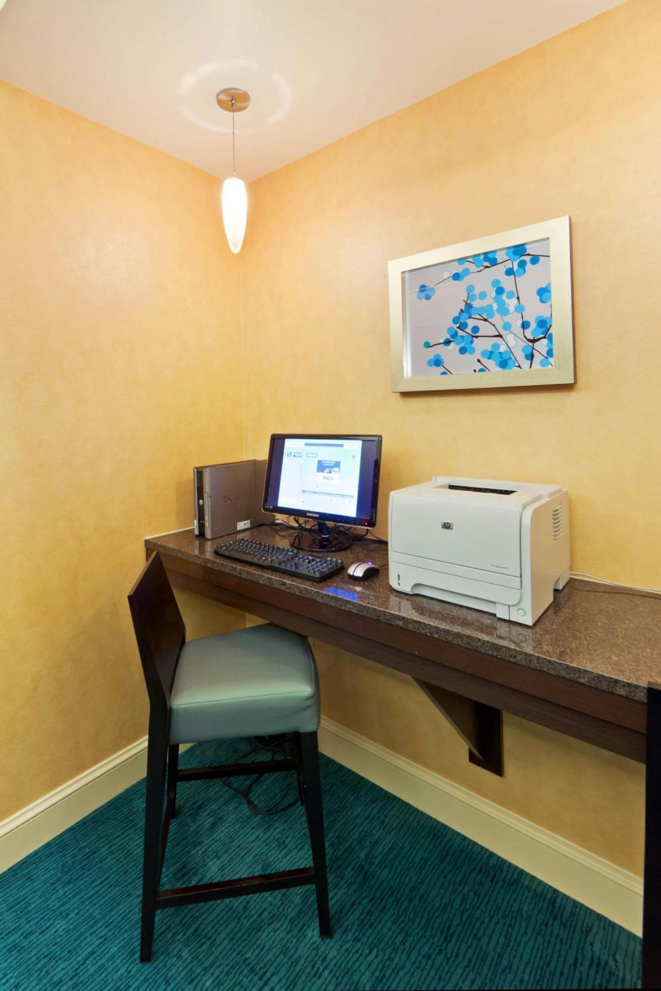 Boulder Hotel Longmont